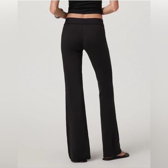 New Vuori Halo Low Rise Slim Flare ~ Black - Picture 3 of 14